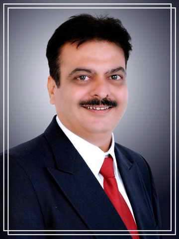1 Shree Dinesh M Karia - President
